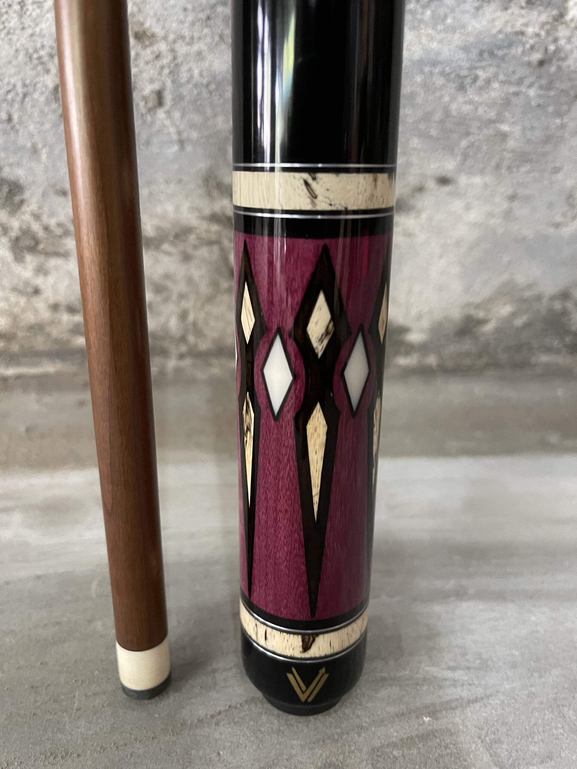 IMG_4002 (1) VCue Custom Pool Cue Purple Heart Wood - Image 2