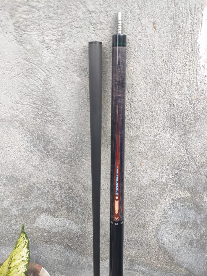 Stained Grey Playing Card Icon Custom Pool Cue - Image 3