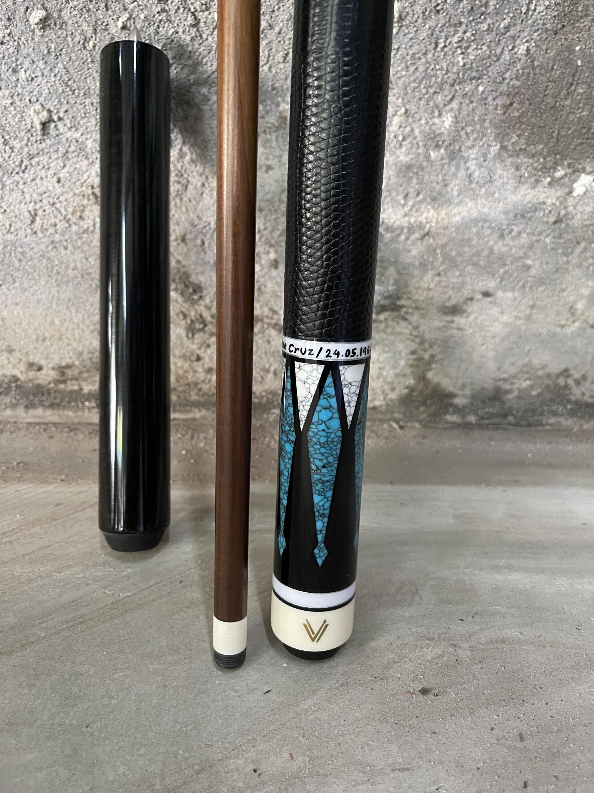IMG_5390 Custom Pool Cue – Stained Black Maple with Turquoise Inlays - Image 2