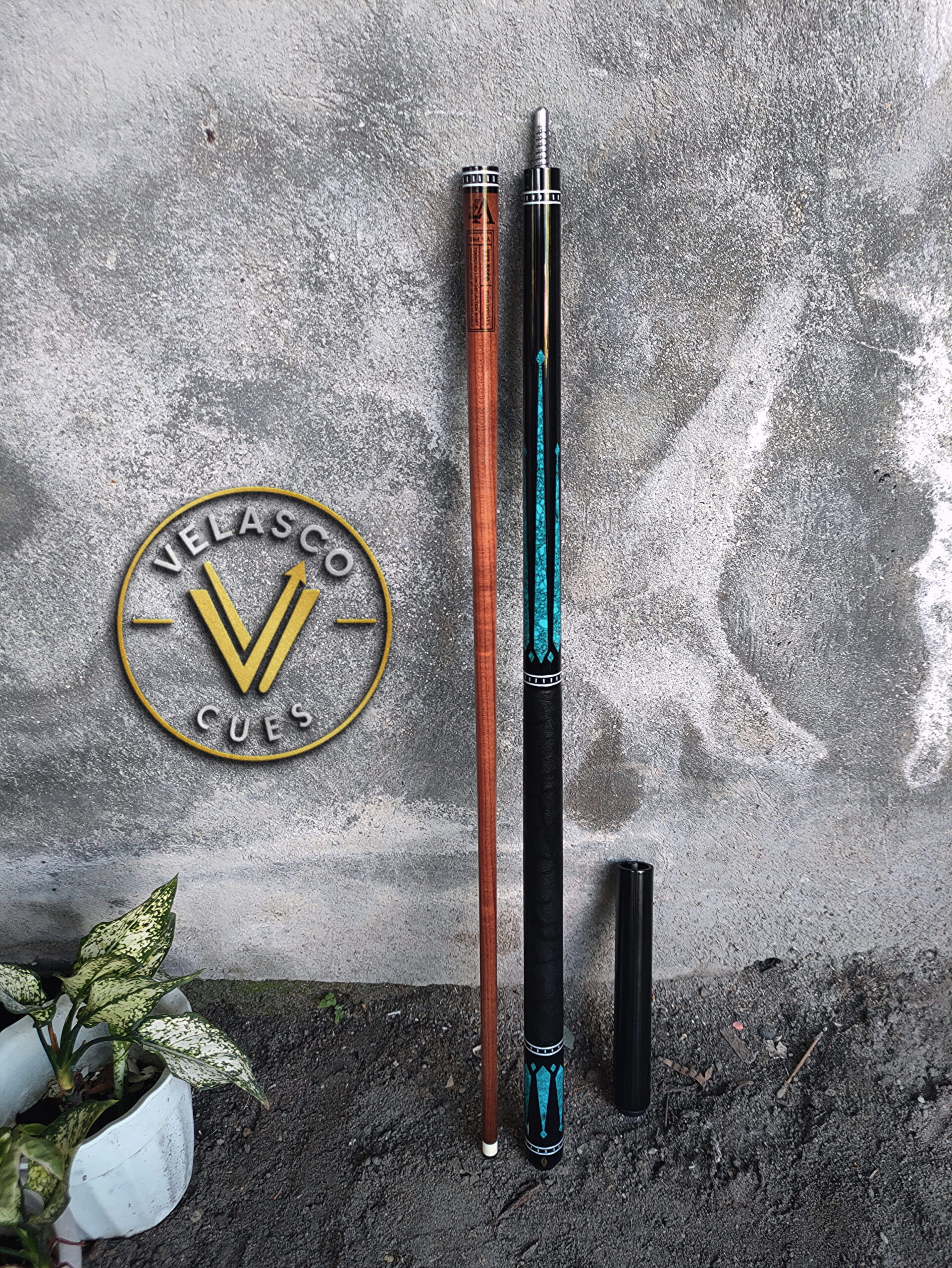 VLBLTD-01 FULLSET Classic Turquoise Design Cue In Black - Image 1
